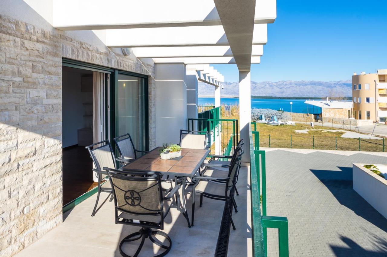 Queen Beach Apartments Nin Esterno foto