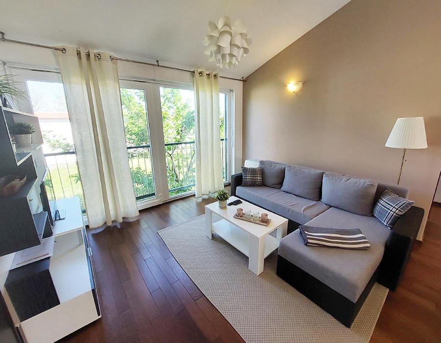 Queen Beach Apartments Nin Esterno foto